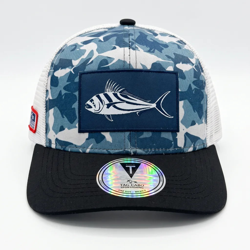 Gorra trucker Tag Cabo Sportfishing camuflaje azul con parche de pez gallo