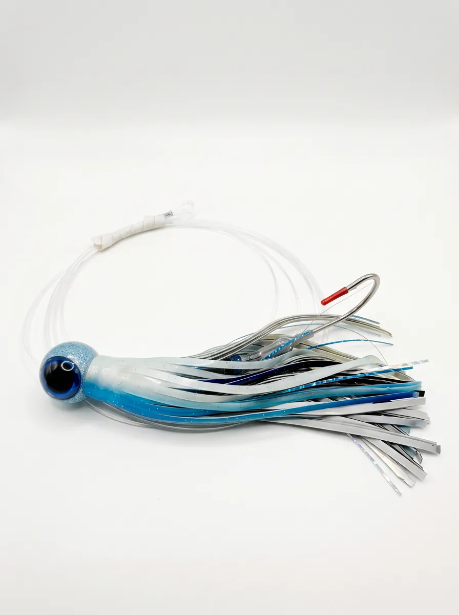 Q Lure Nash Performance Baby Blue de 22 pulgadas con líder y anzuelo sobre fondo blanco