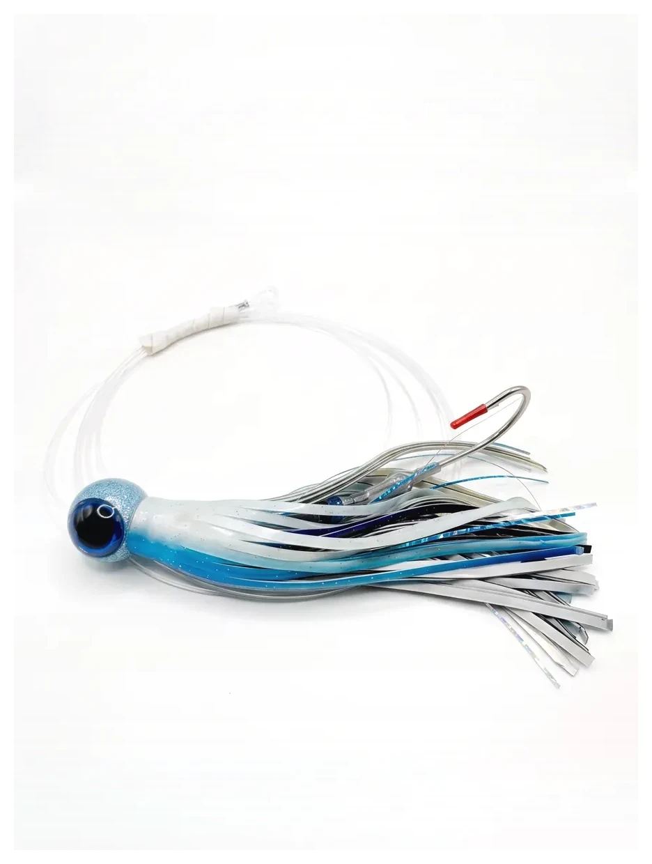 Q Lure Nash Performance Baby Blue de 22 pulgadas con líder y anzuelo sobre fondo blanco